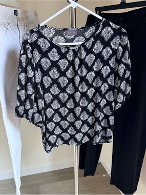 Mirrou Black Blouse New Zealand White Leaf Print size 14